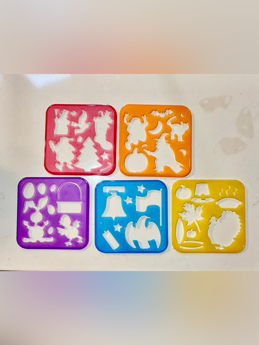 Tupperware Tuppertoys Plastic Holiday Stencils Set of 5 New Christmas Halloween